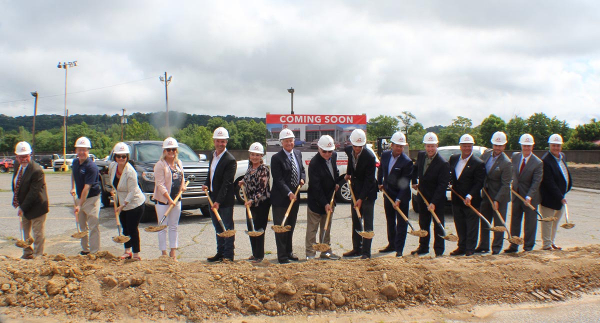 Green's Toyota of Ashland ground breaking.